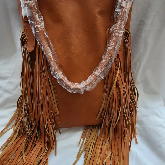 Urban Originals Tan Fringe Shoulder Bag - Picture 5 of 7